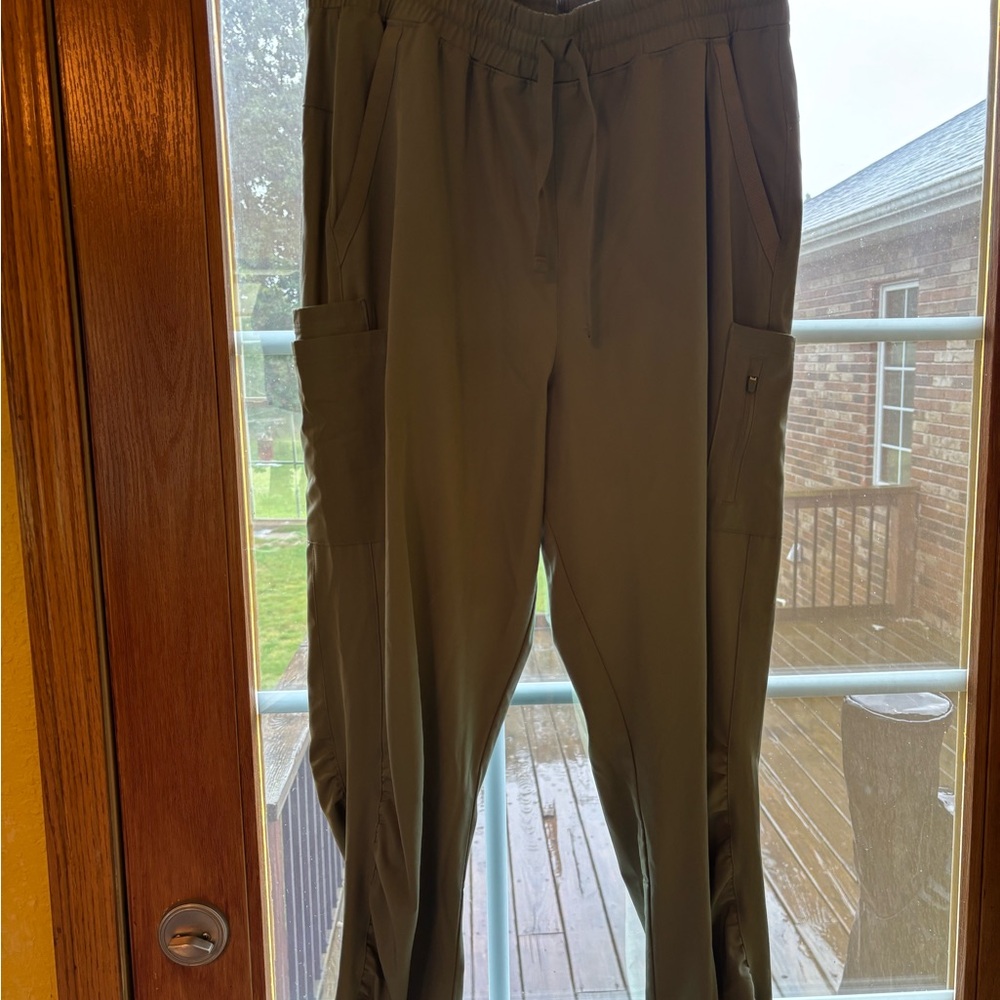 Women’s Whisperlite Olive green pants
